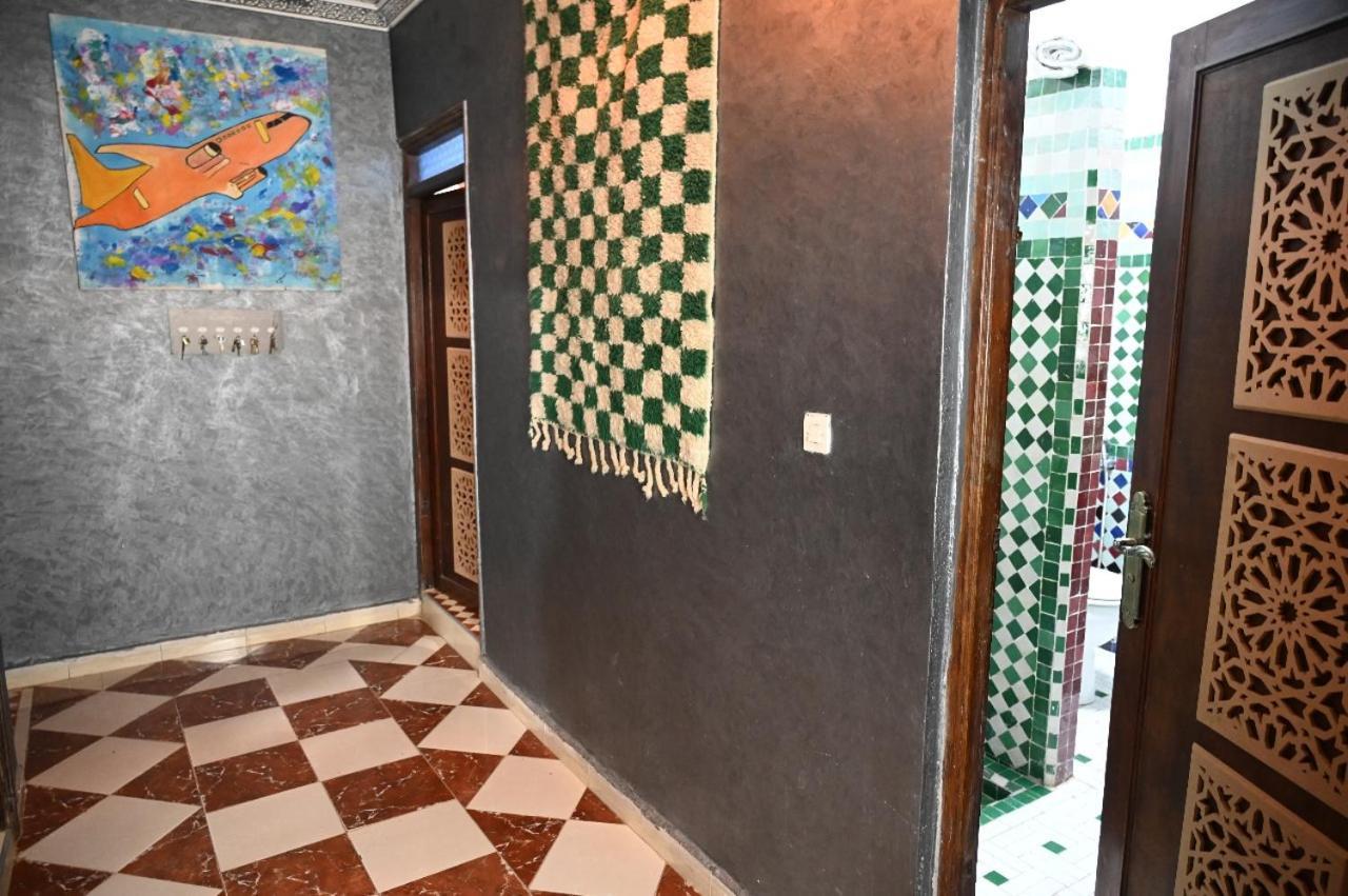 Dar Sarsar Airport Séjour chez l'habitant *