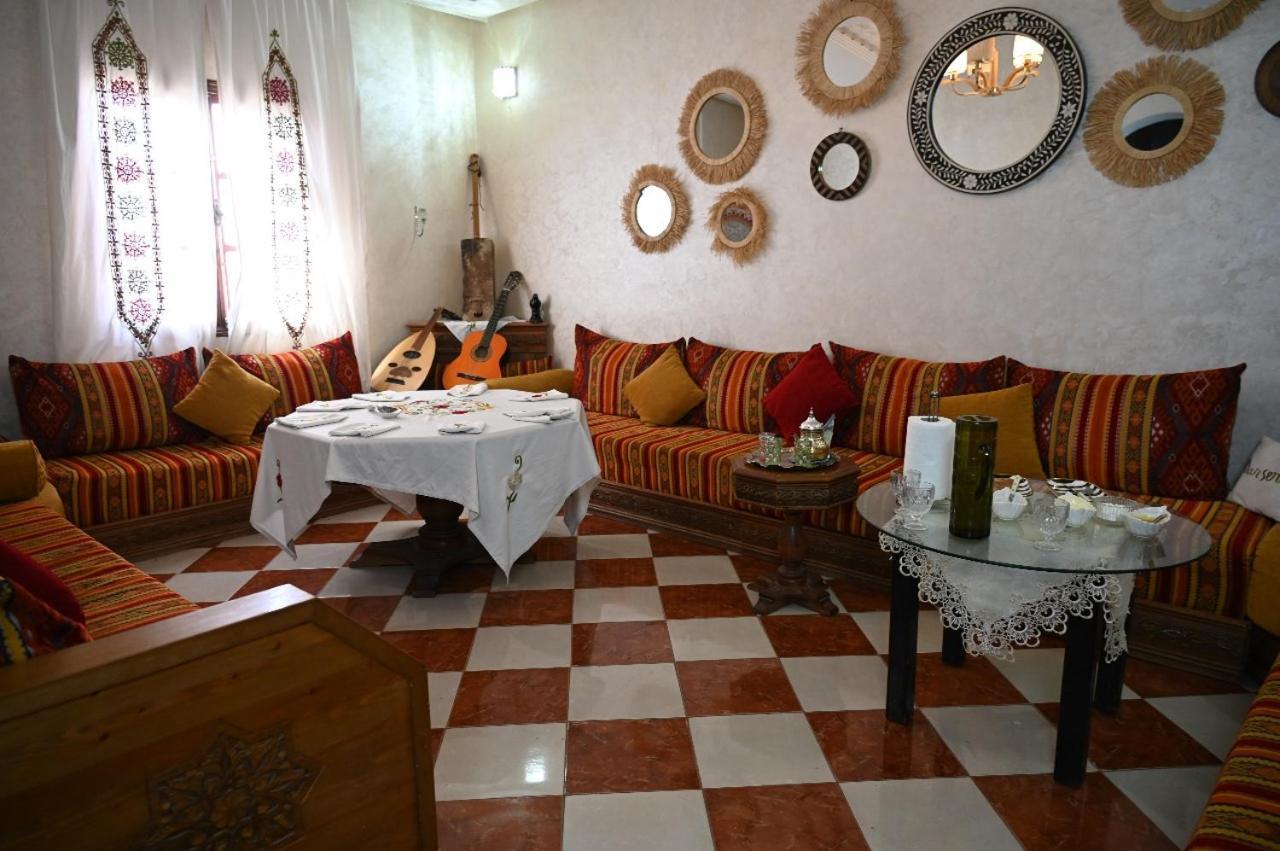 Dar Sarsar Airport Séjour chez l'habitant *